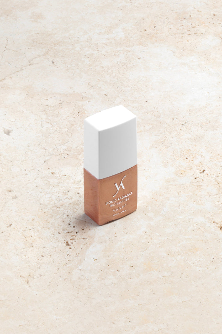 Liquid Radiance Highlighter - švytėjimą suteikianti priemonė