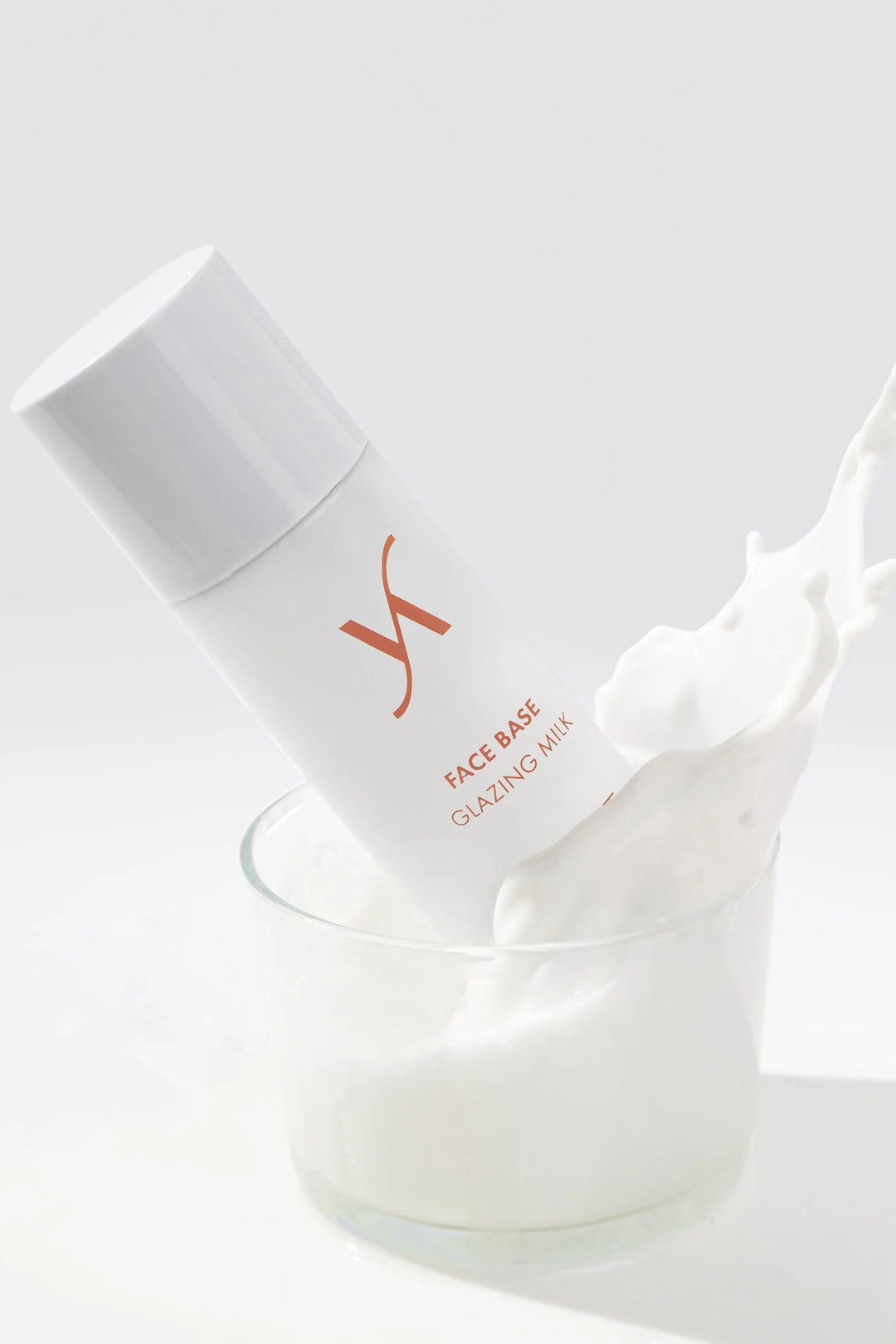Face Base Glazing Milk - serumas veidui